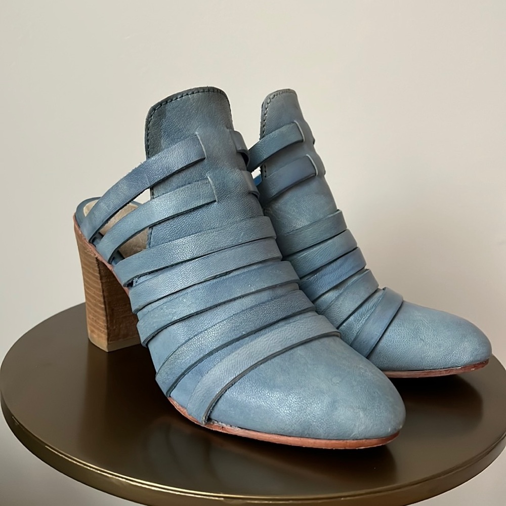 Free People Byron Periwinkle Blue Leather Mules